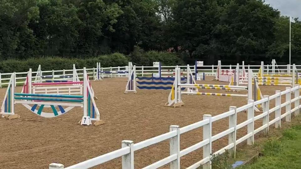 Moss Farm * Doncaster